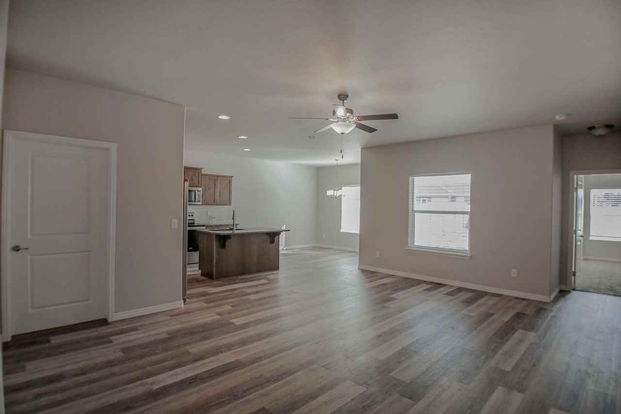 745 Shadowleaf Ave - Photo 2 of 13