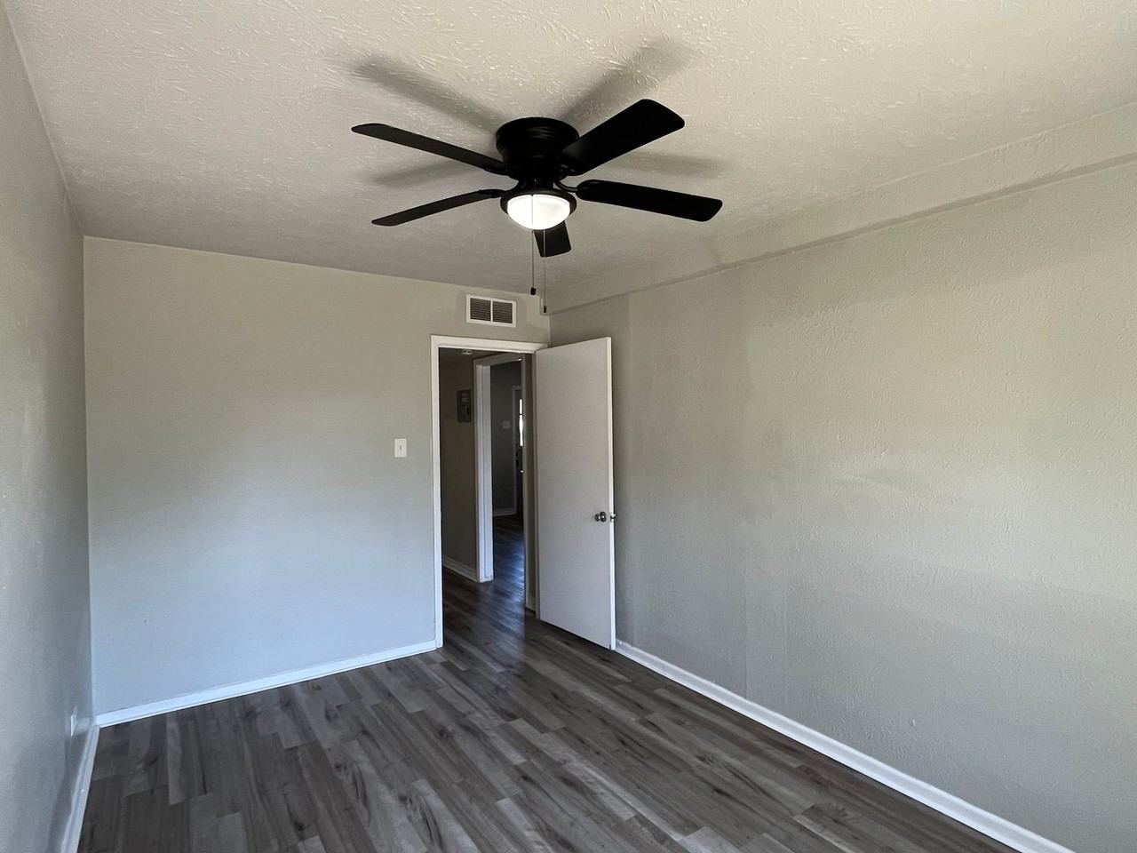 3120 Santa Fe Street #25 - Photo 7 of 9