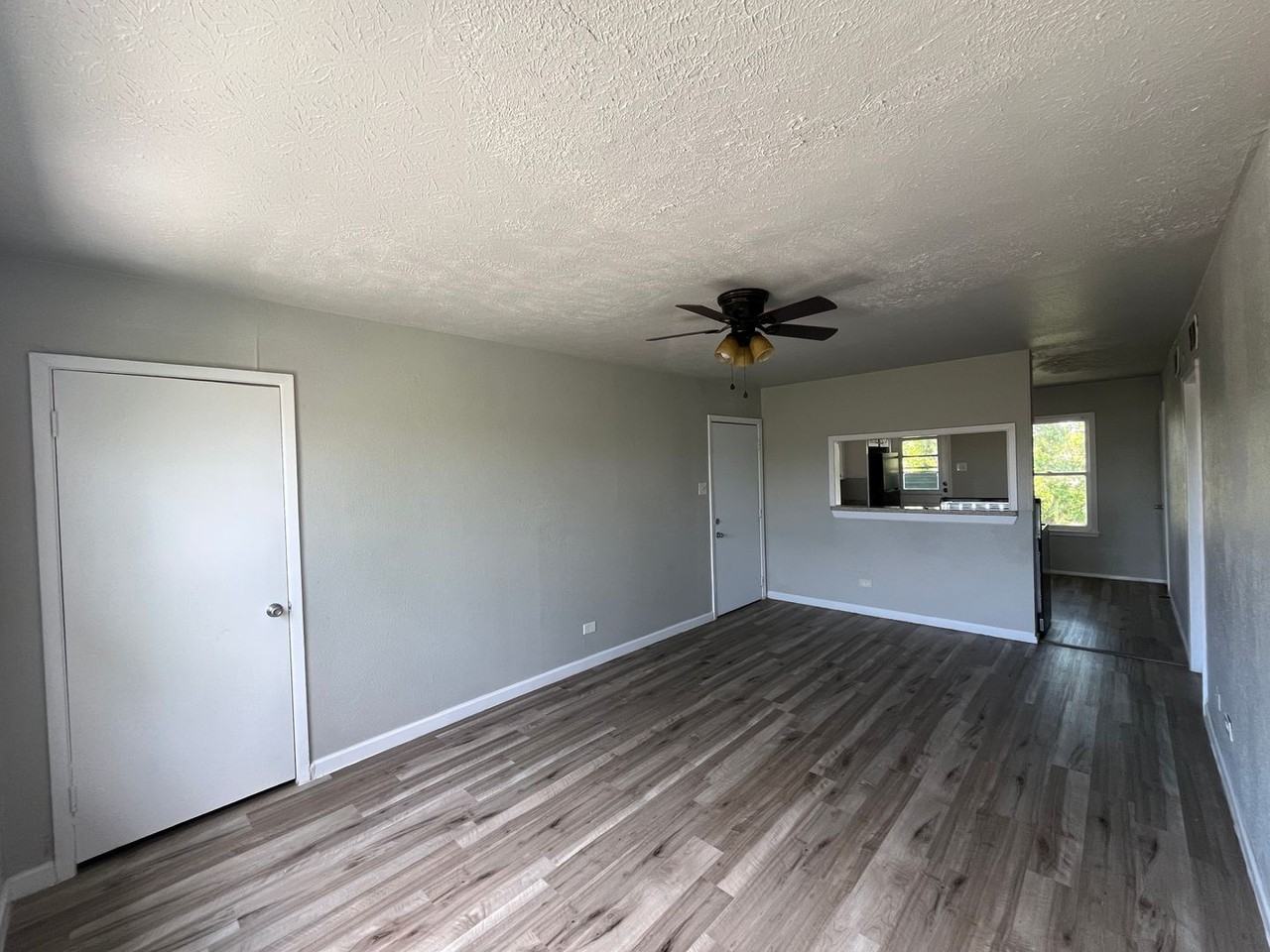 3120 Santa Fe Street #24 - Photo 4 of 11