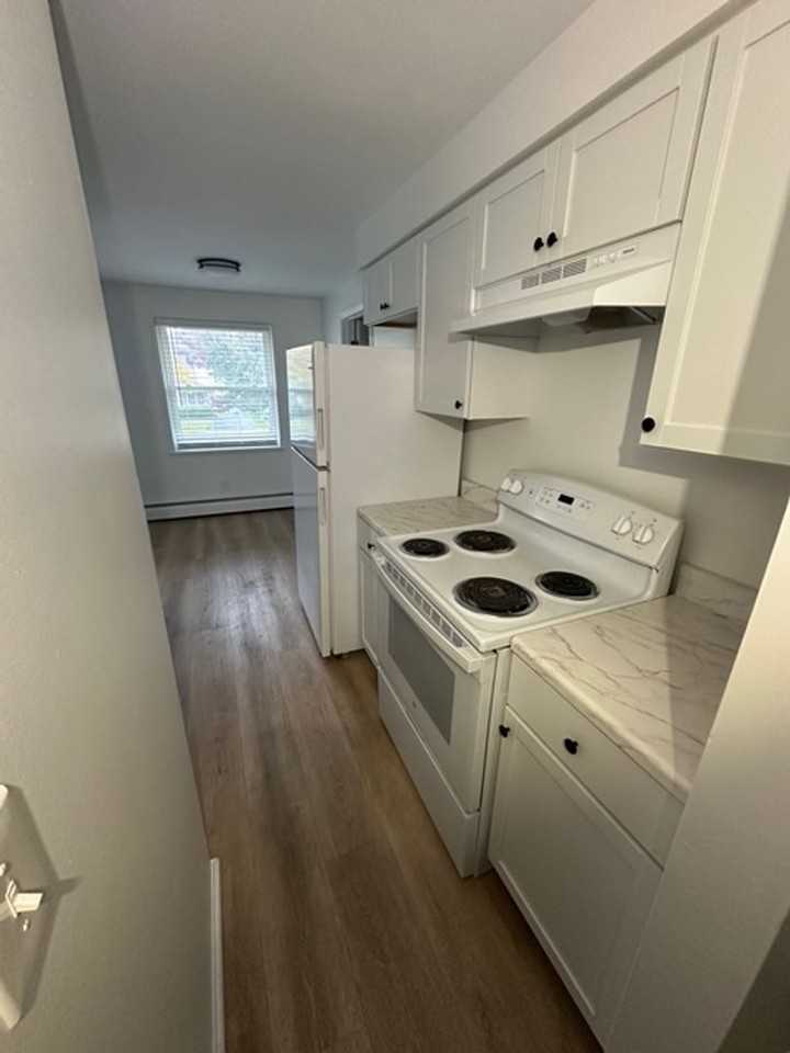 2610-2638 Dewey Ave - Photo 2 of 29