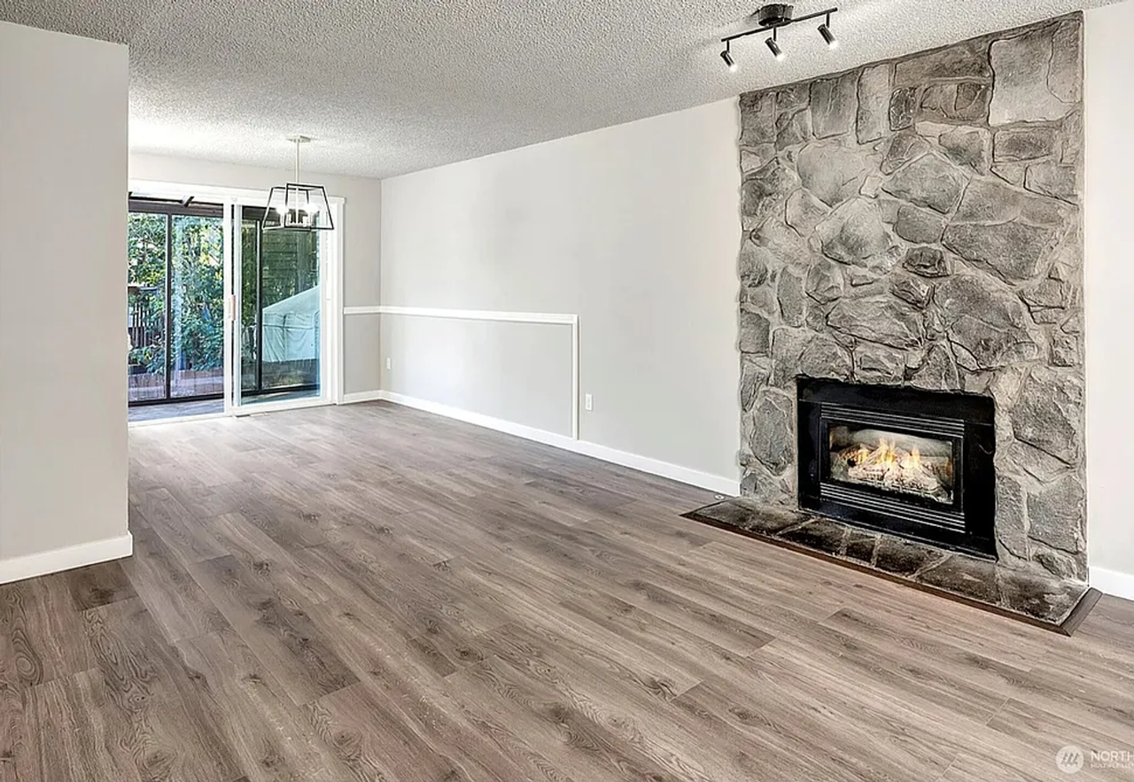 26628 Timberlane Dr Se - Photo 4 of 10