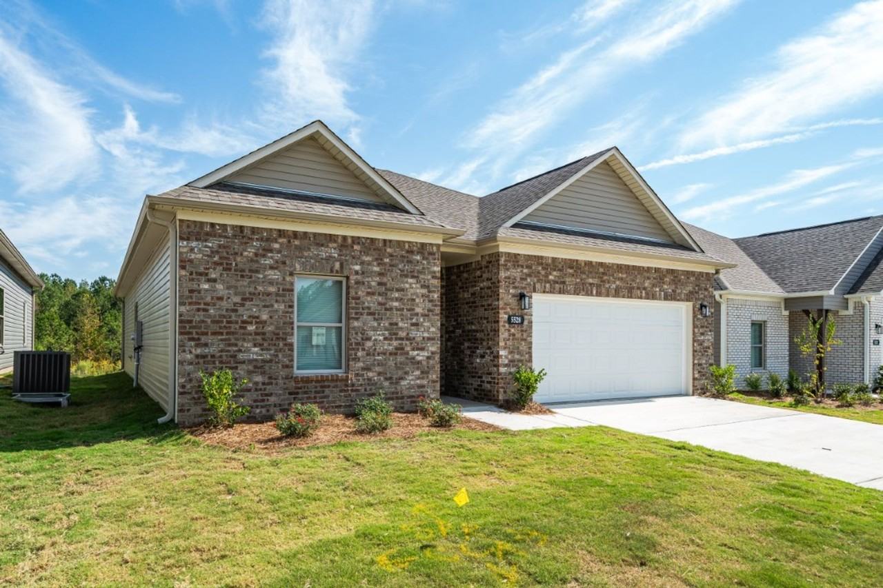 5528 Blue Jay Cir - Photo 3 of 20