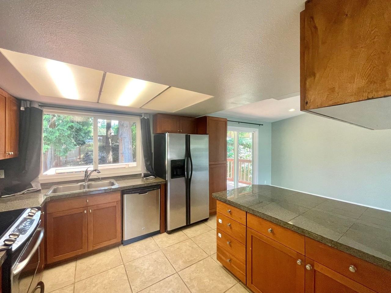 11212 Northeast 91st Street - Photo 6 of 25