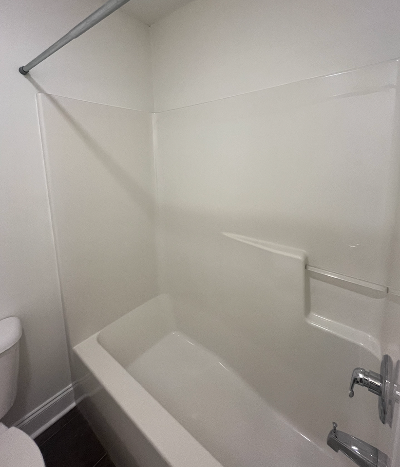 108 Bentwood Circle - Photo 6 of 17