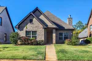 featured image of 999 Starr Ct