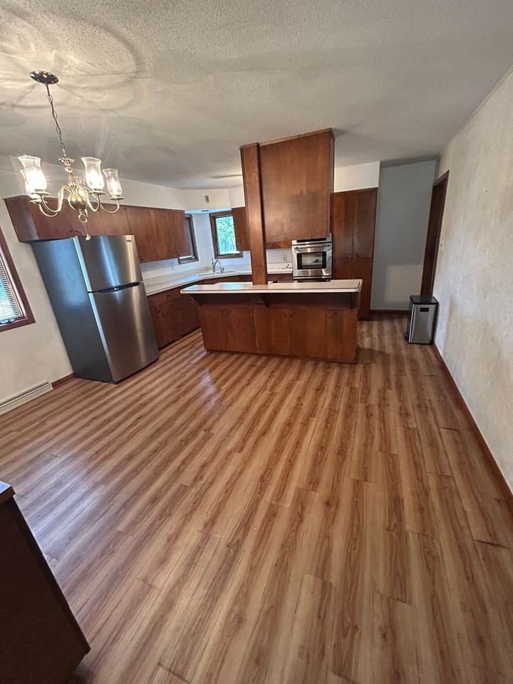 508 Eldora Road - Photo 3 of 10