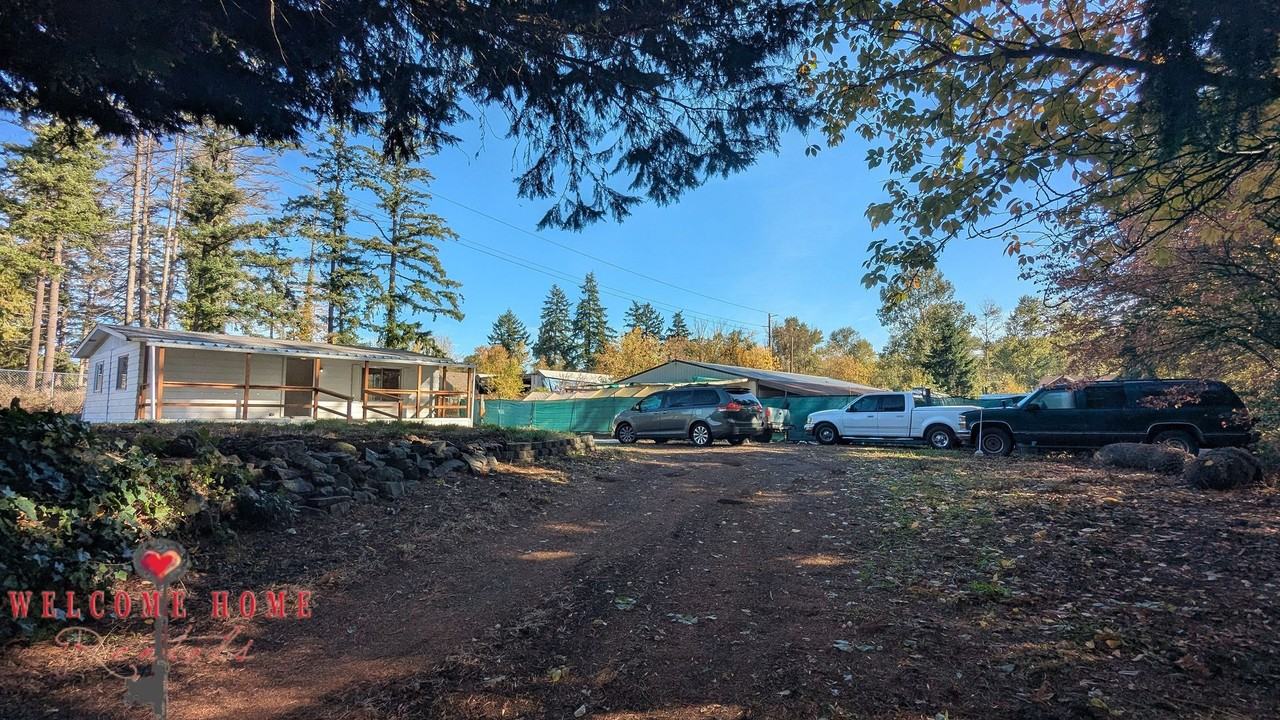 10009 Sheridan Ave S - Photo 2 of 23