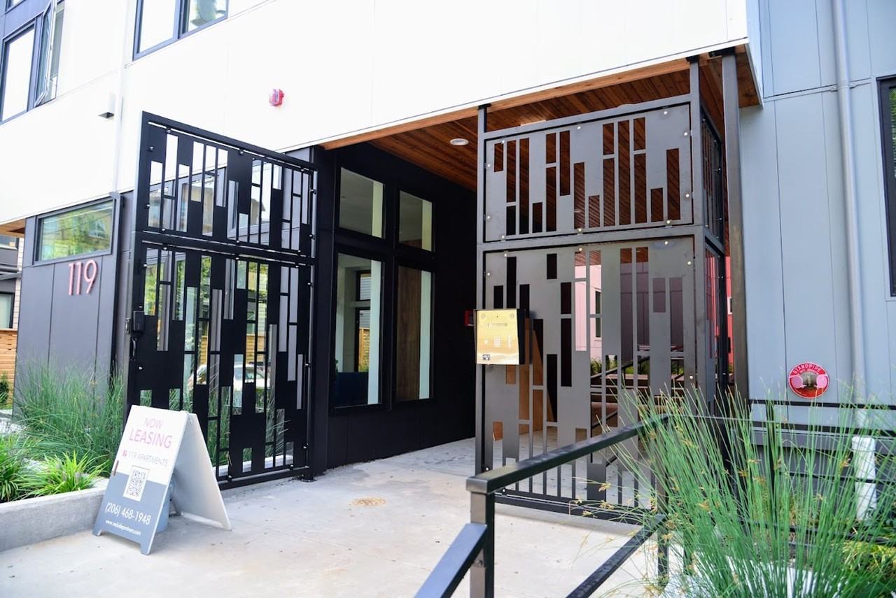 119 22nd Apartments - Photo 5 of 12