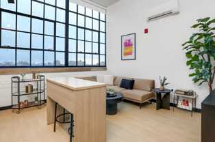 411 Piquette Ave - Photo 1 of 1