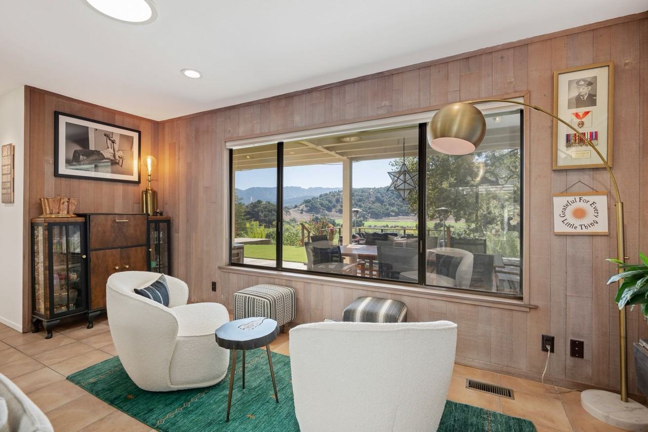 137 3rd St - Photo 6 of 27