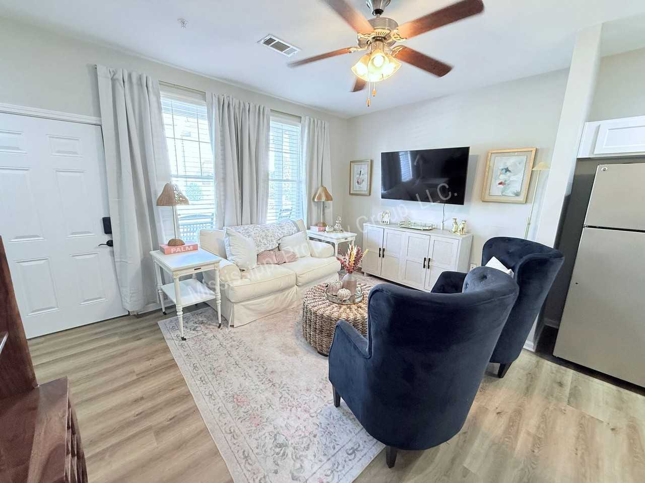 209 Town Center Dr - Photo 3 of 23