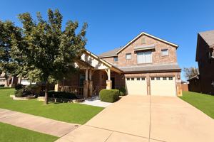 featured image of 2403 Rosemary Ln