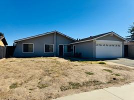 featured image of 42900 Yew St