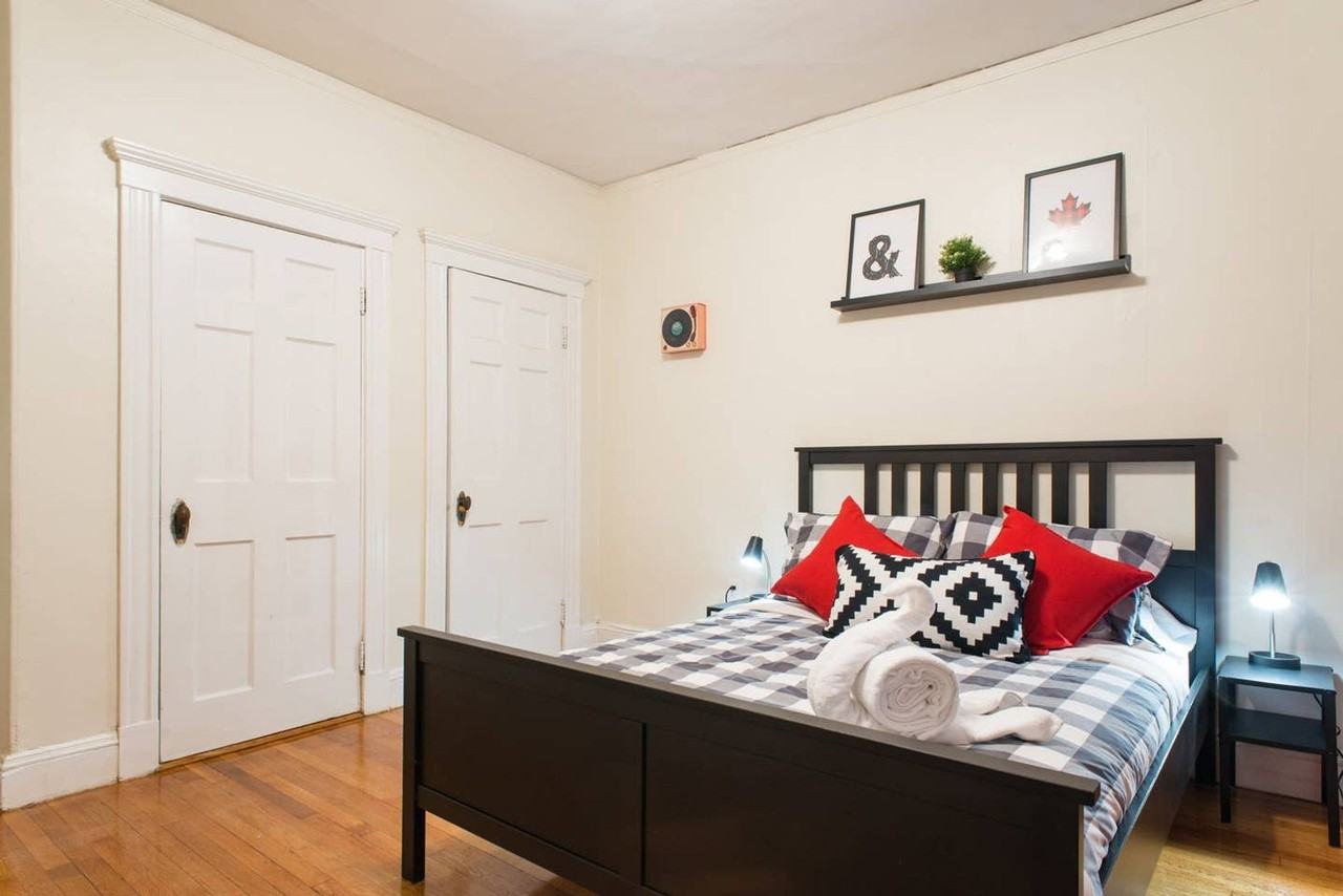 1251 Beacon St - Photo 6 of 30