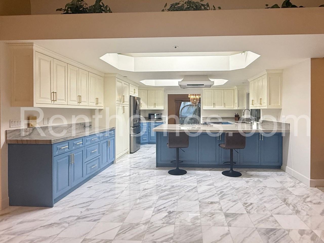 4204 Explorer Ct - Photo 7 of 47