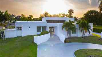 featured image of 290 Nw 125th Ave #290