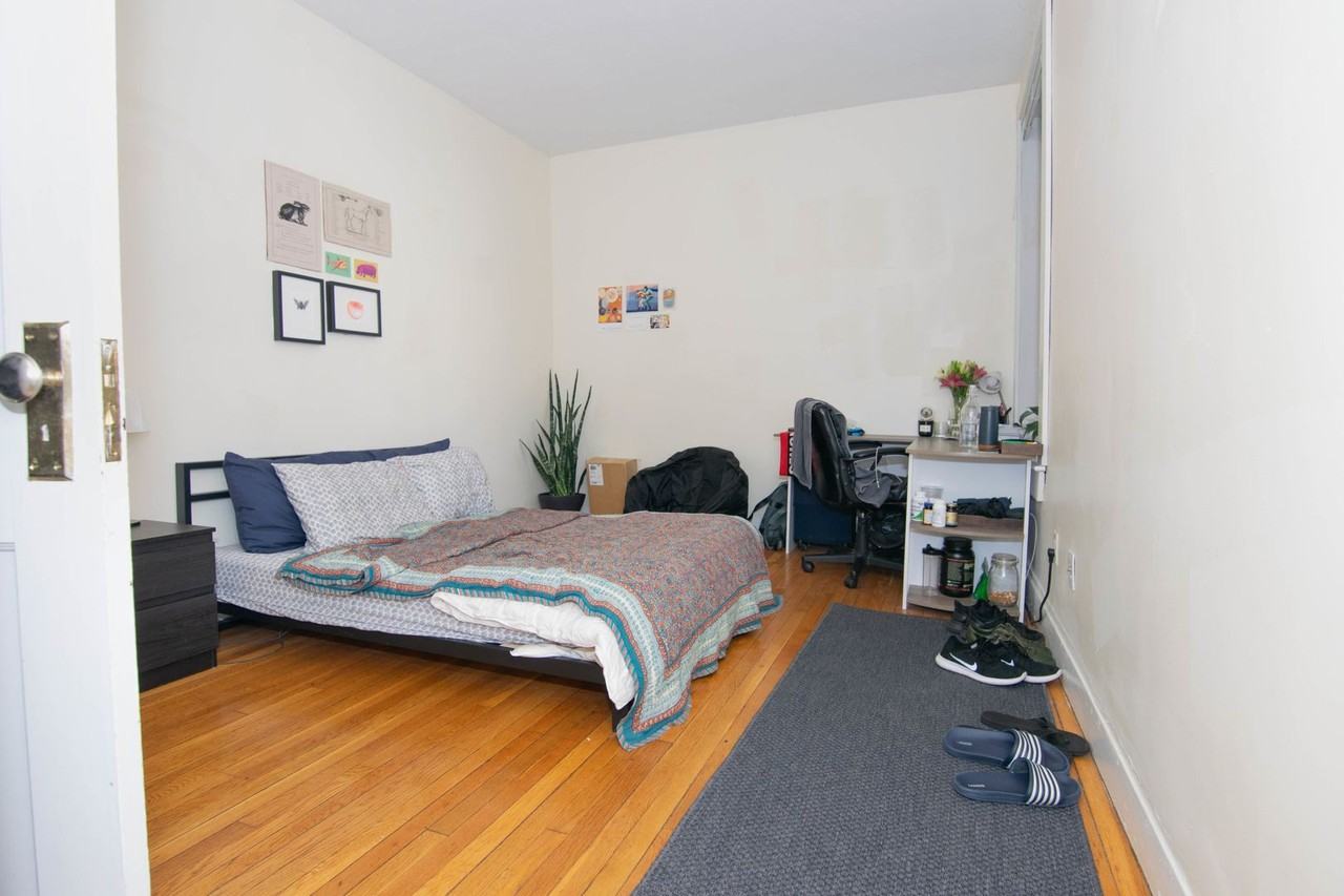 60 Gibbs St - Photo 3 of 12