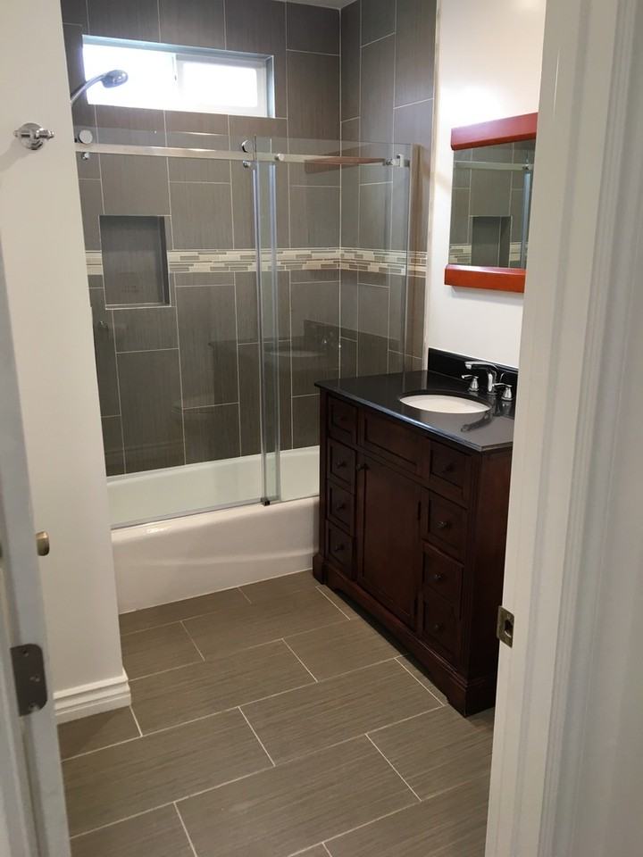 5320 S Holt Ave - Photo 3 of 9