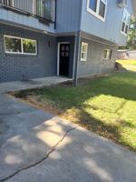 featured image of 2025 Moss Dr #4