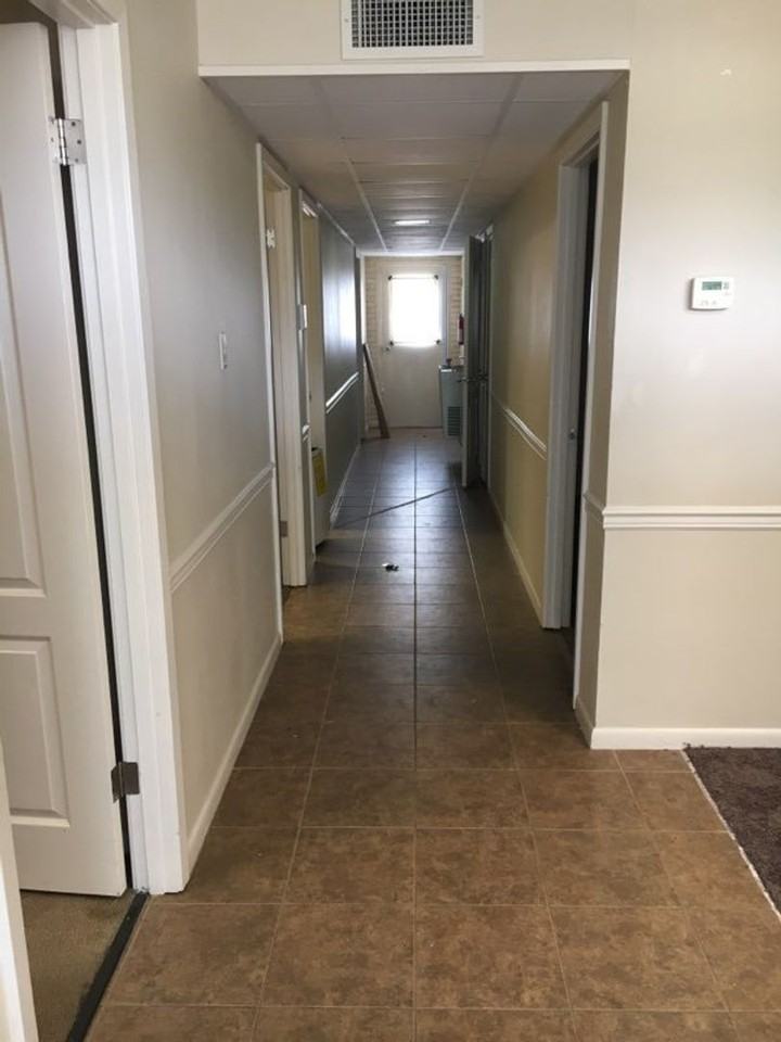 606 South Trenton Street #23 - Photo 2 of 11