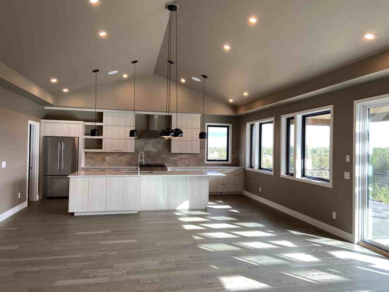 19131 Gateway Loop - Photo 4 of 12