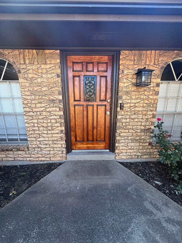 7816 Northwest Baldwin Avenue - Photo 3 of 29