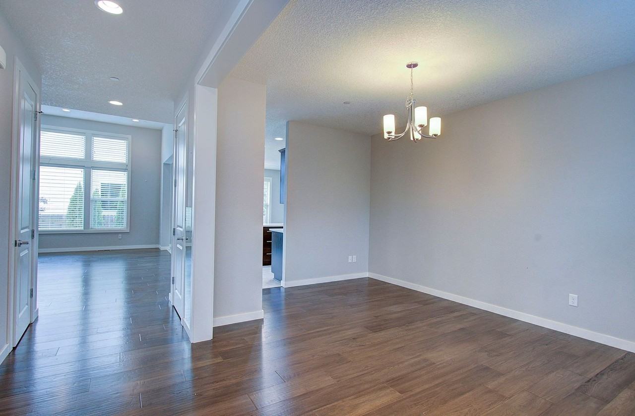 4014 Ne Tacoma Ct - Photo 7 of 47