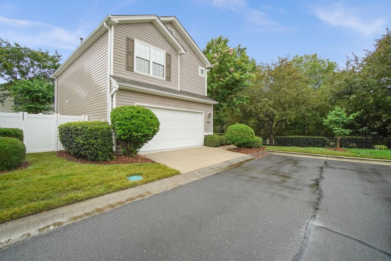 9420 Meadowmont View Dr - Photo 6 of 43