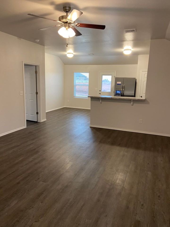 5219 Mac Rd - Photo 5 of 17