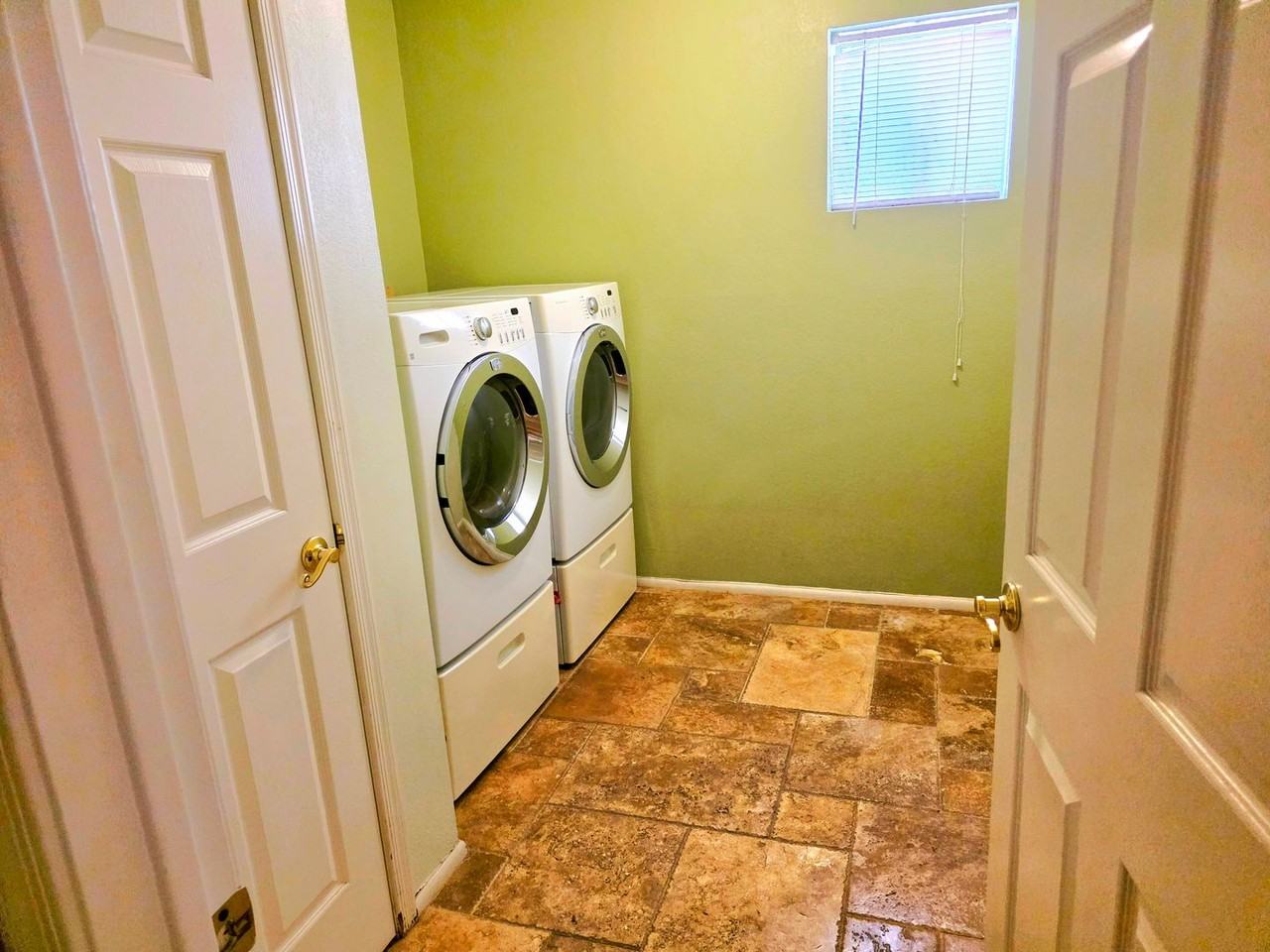 4106 E Becker Ln - Photo 4 of 29