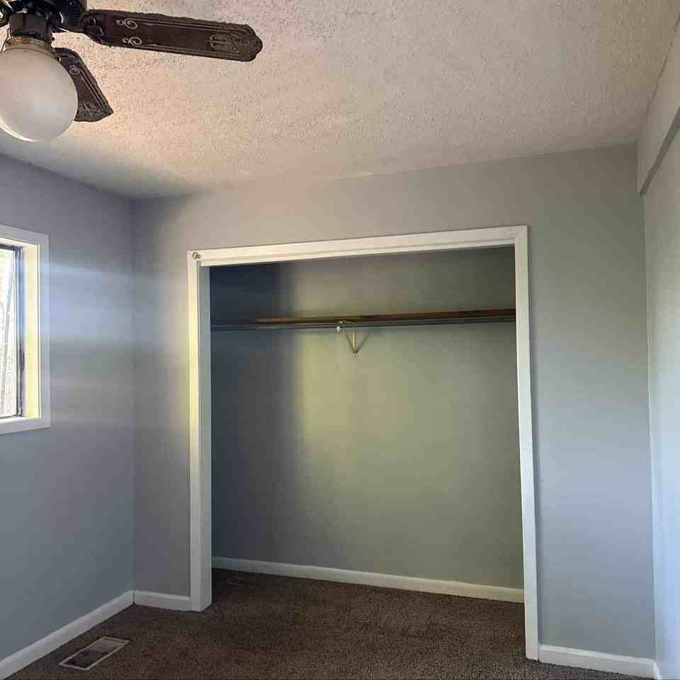 501 Kennon Ln #35 - Photo 5 of 7