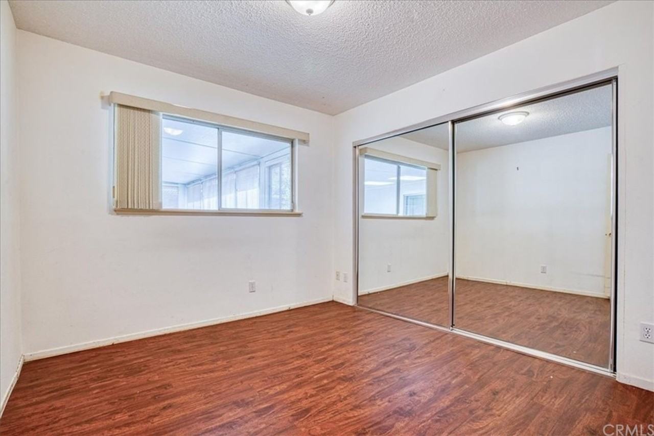 1201 Fernwood Dr - Photo 2 of 38