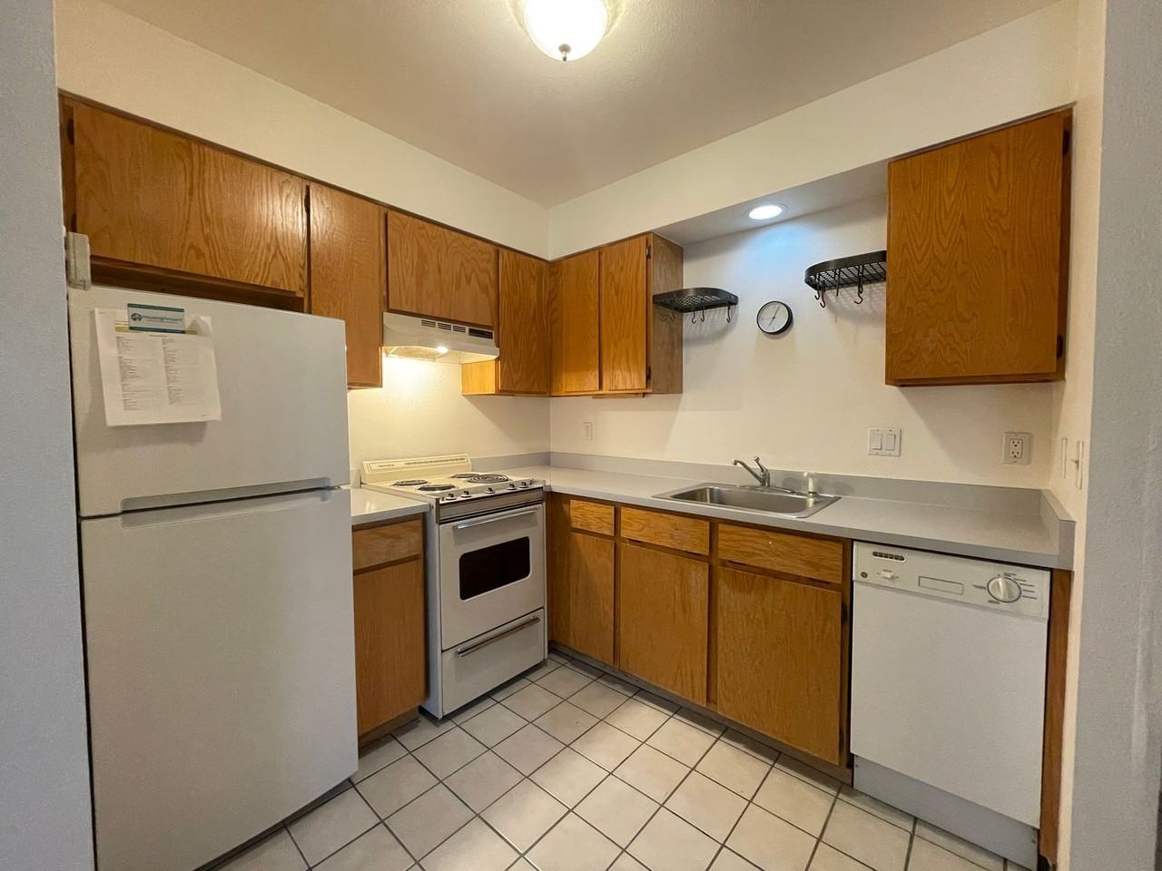 2711 Mapleton Ave #3 - Photo 3 of 22