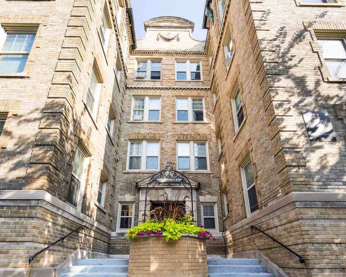 900 Summit Ave S - Photo 2 of 6