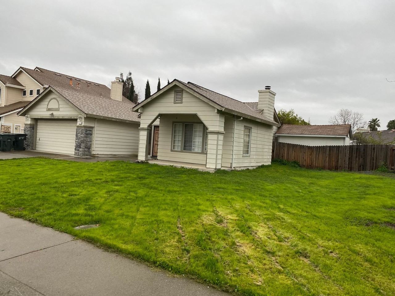 6 Hallwood Court - Photo 2 of 17