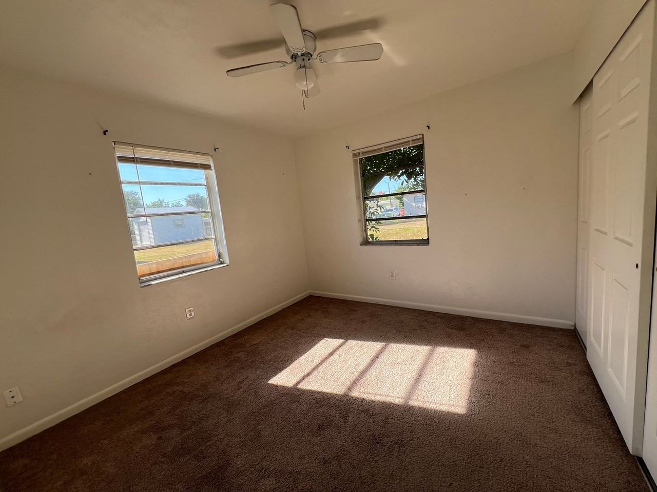 22242 Belinda Avenue - Photo 5 of 8