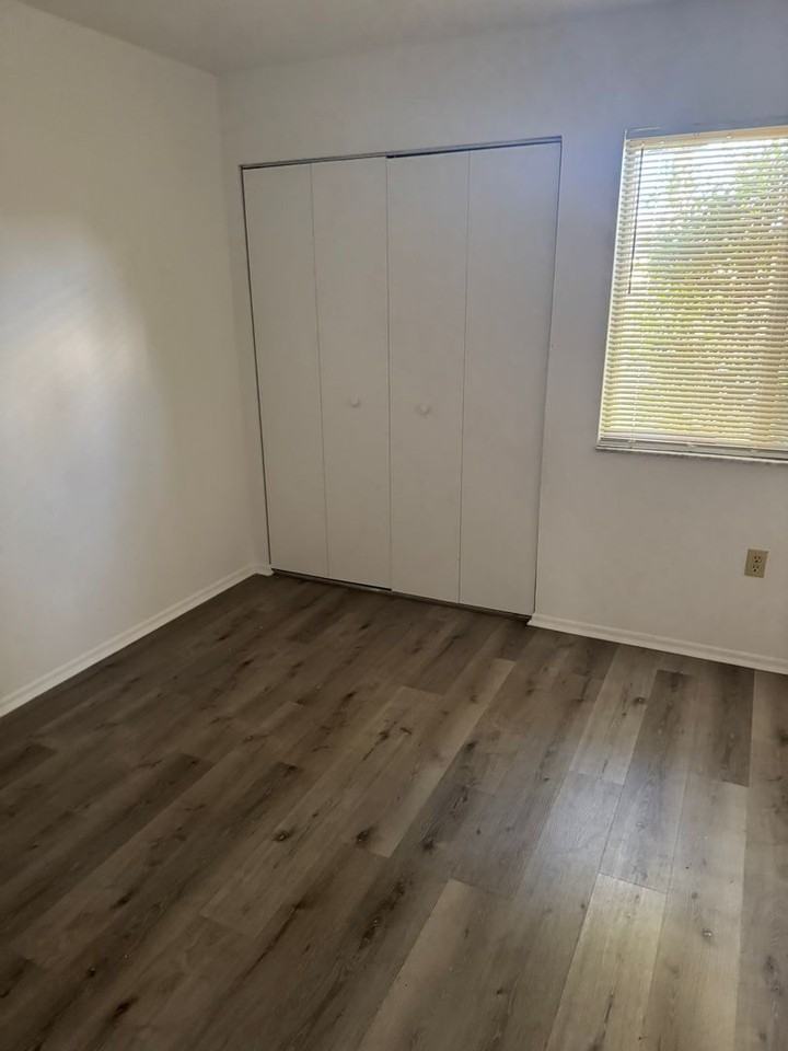 298 Capron Rd - Photo 7 of 19