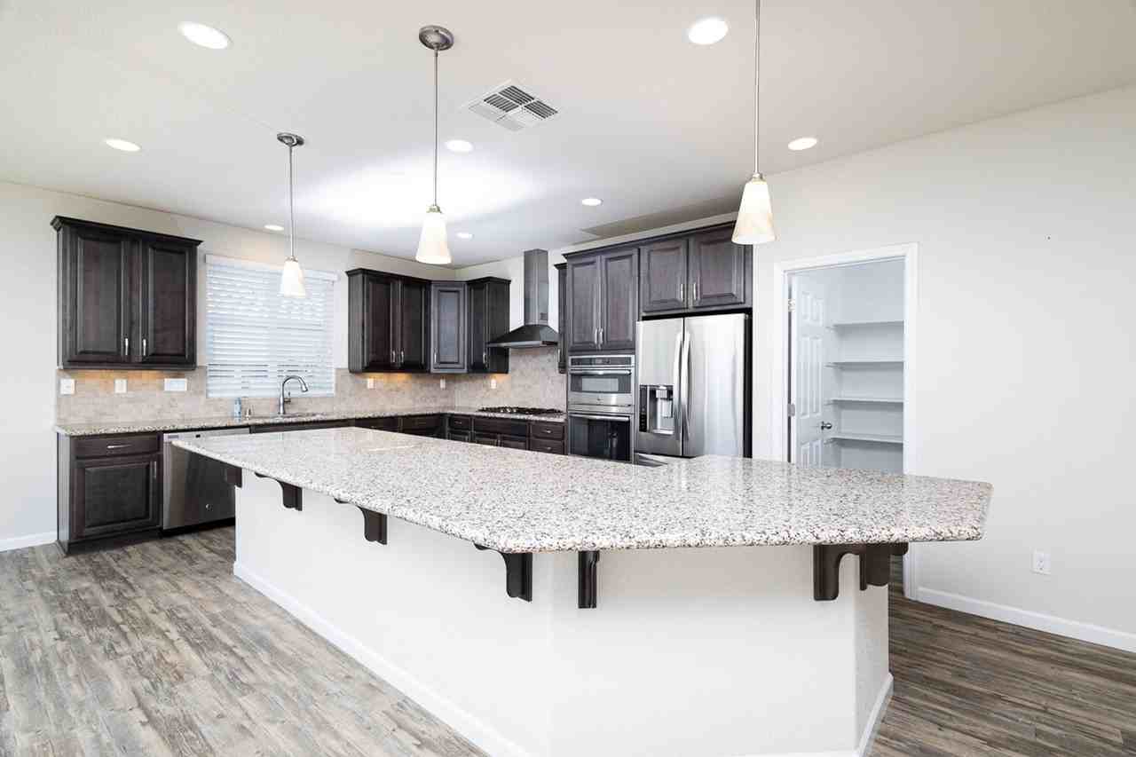 5013 Azalea Park Way - Photo 3 of 25