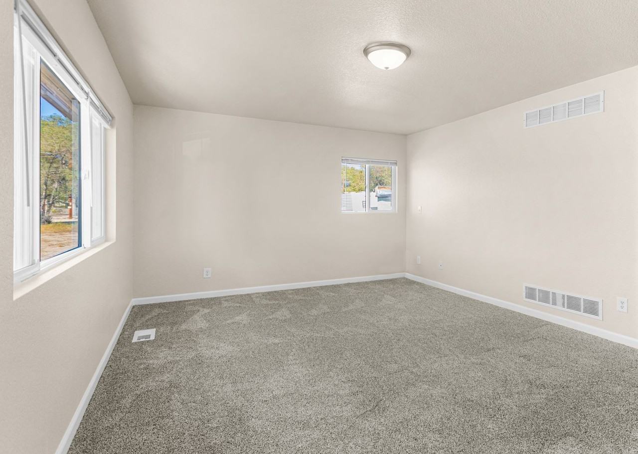 2428 Atlanta Avenue - Photo 5 of 25