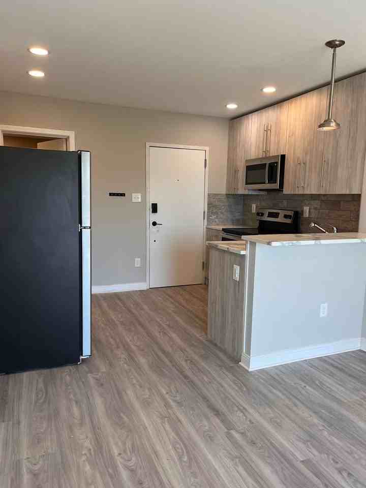 Ventnor Beach Lofts - Photo 7 of 44