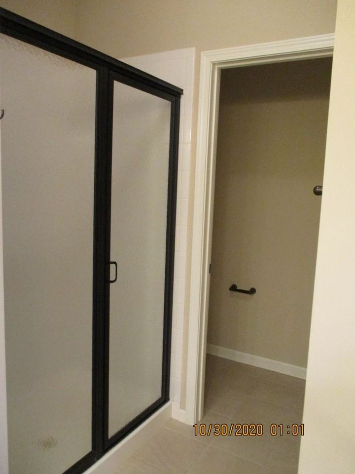 465 Redwood Ln - Photo 3 of 14