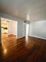 Urban Peddler - Photo 1 of 1