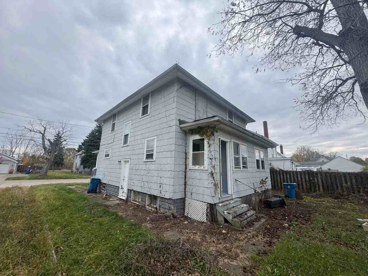 1334 Brownell Ave - Photo 6 of 35