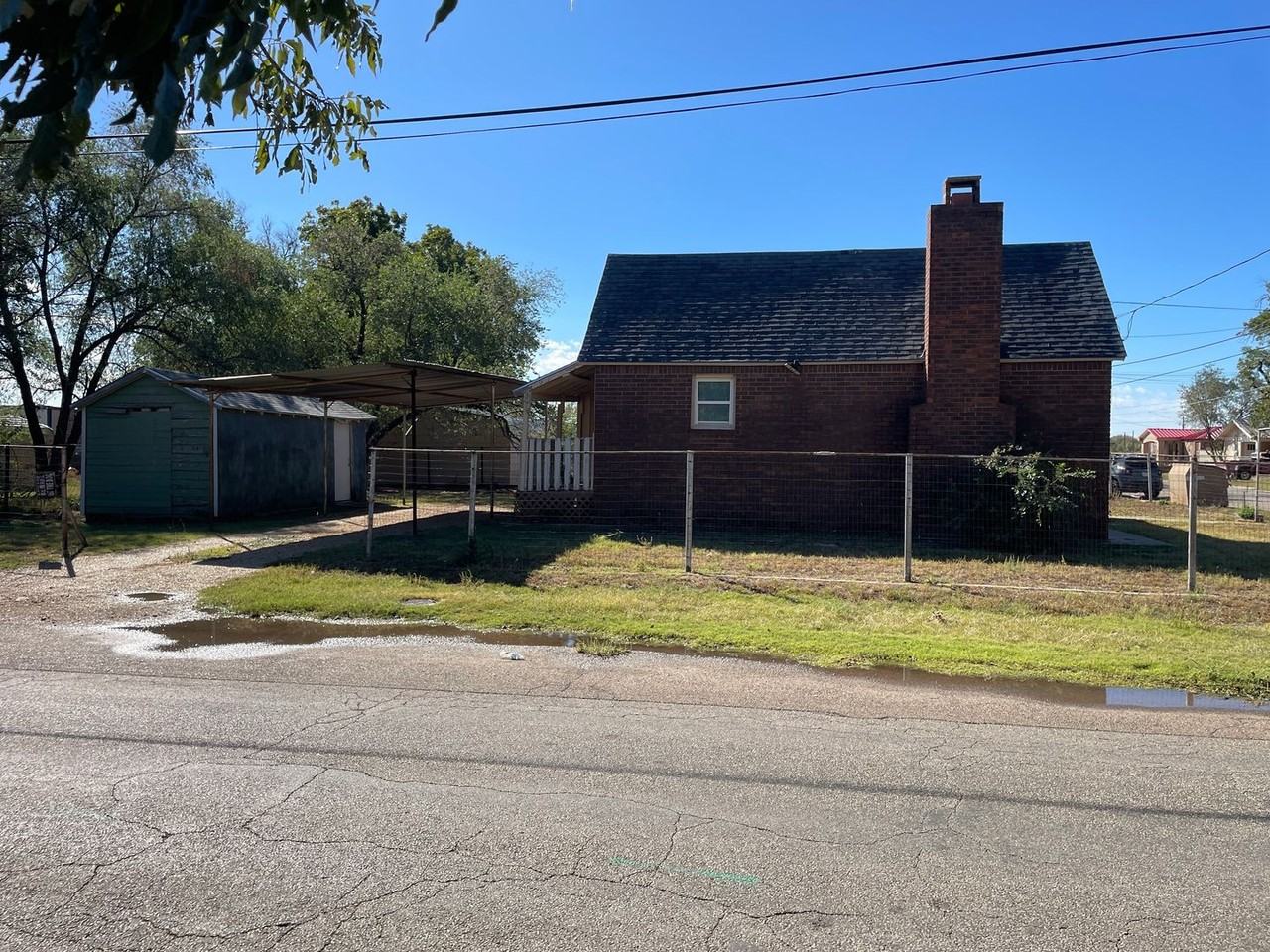 2800 Avenue Q - Photo 3 of 20
