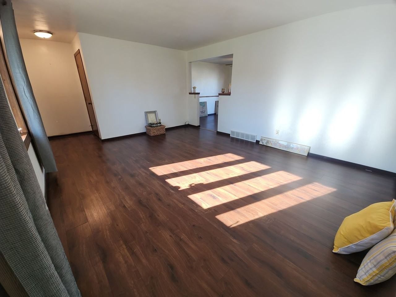 1250 Burnette St - Photo 3 of 41