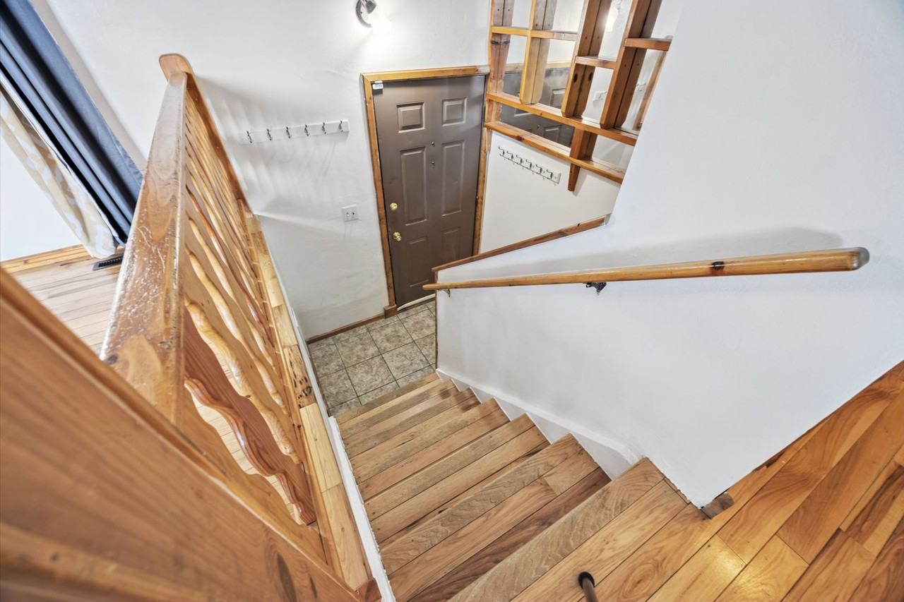 1551 Chadwick Dr - Photo 6 of 27