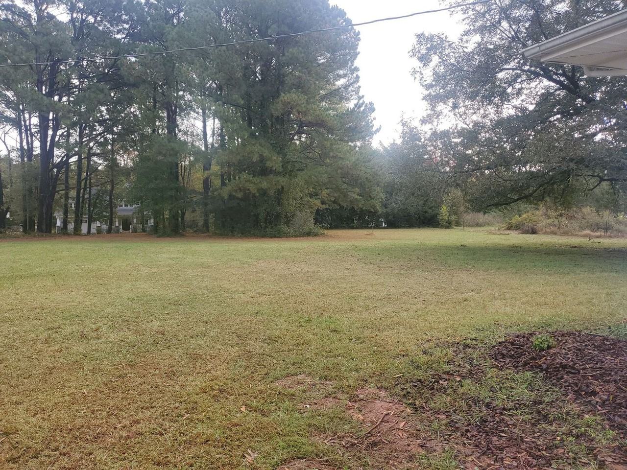 15640 Ewart Rd - Photo 5 of 24