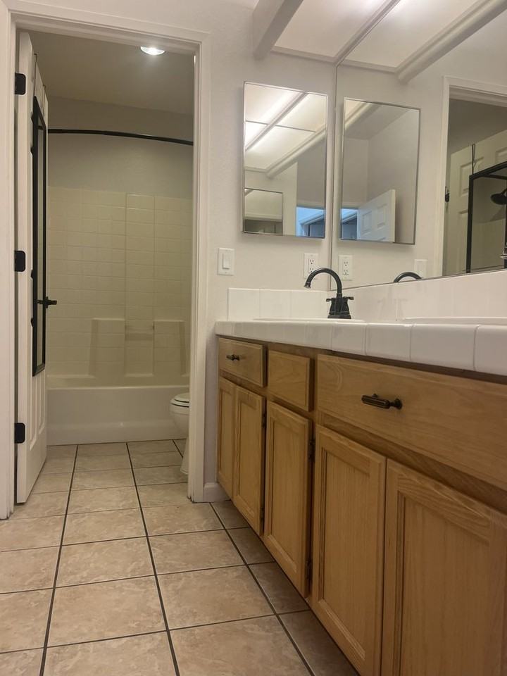 516 Adina Way - Photo 6 of 8