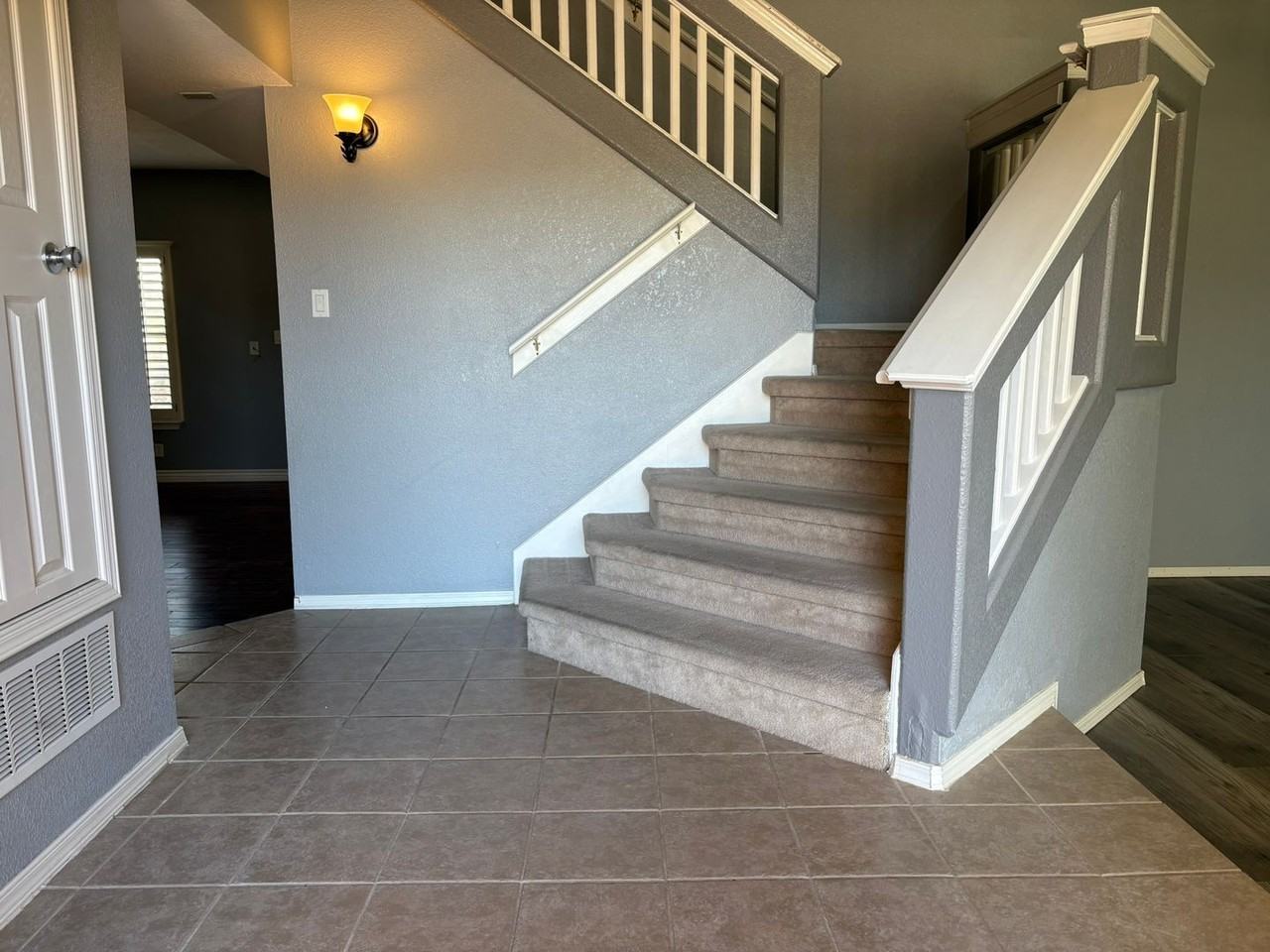 3129 Tierra Agave Dr - Photo 4 of 41