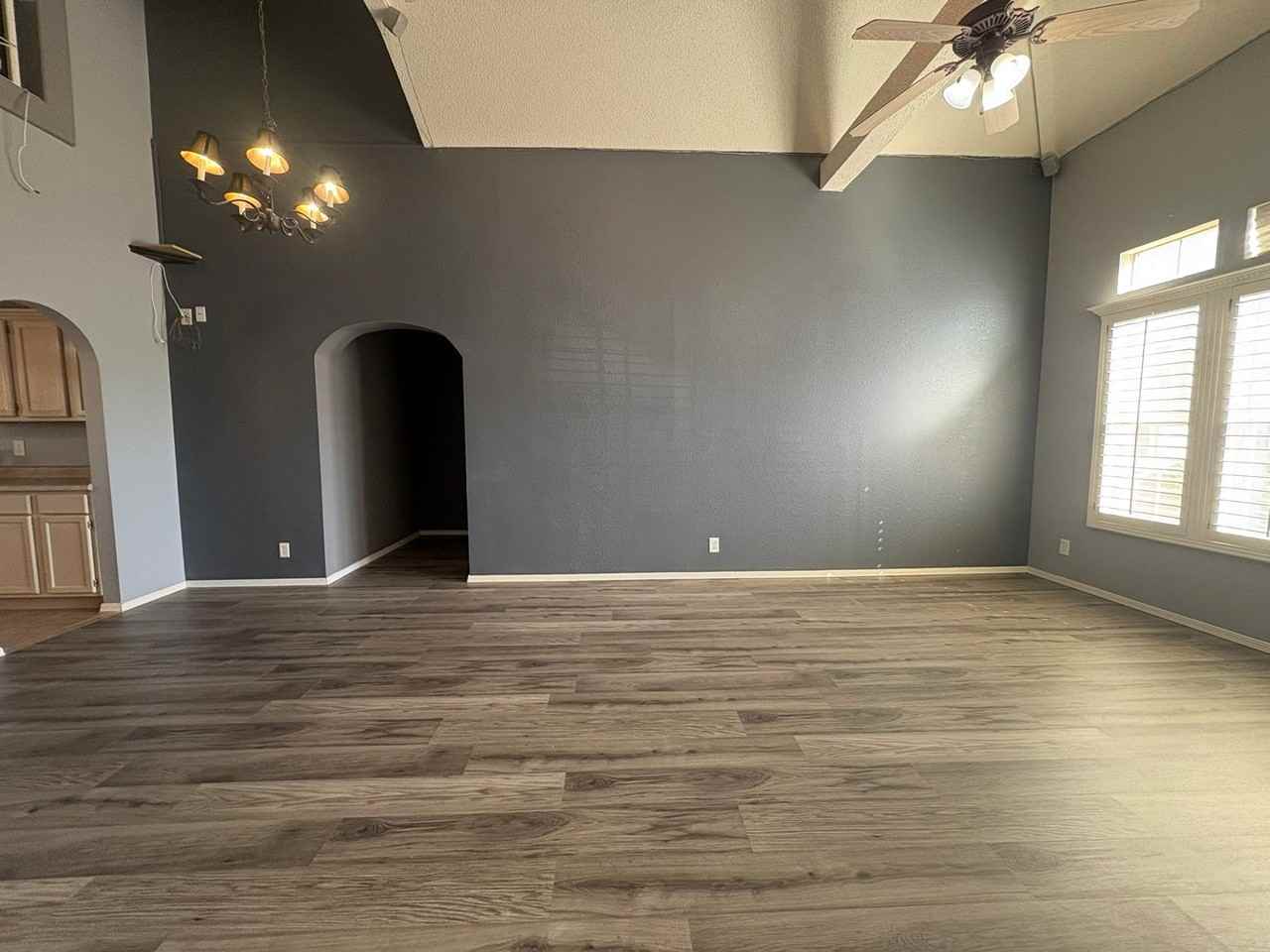 3129 Tierra Agave Dr - Photo 5 of 41
